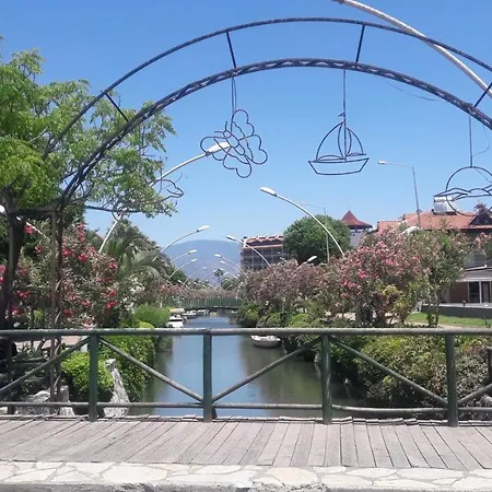 Marmaris*içmelerin Kalbinde Bir Ev Appartement *